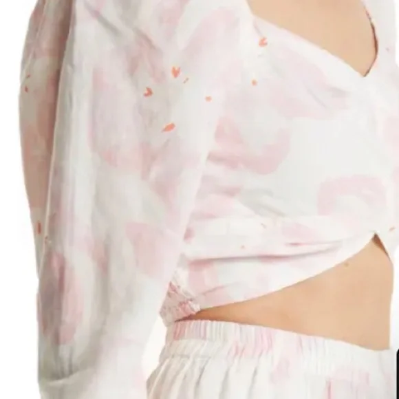 Something Navy Crop Top - Picture 6 of 7